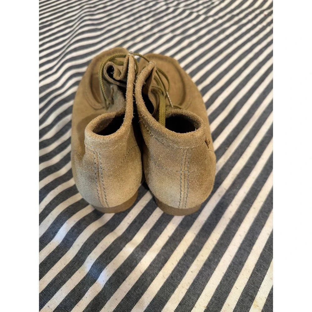 Clarks Shacre II Run Mens 11 Sand Suede Moc Toe Wallabee Style Desert Boots